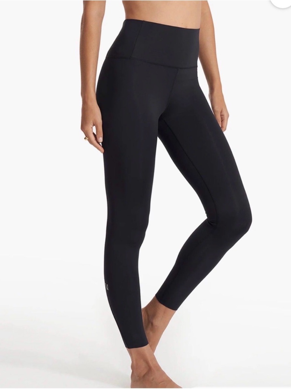 Vuori Evolve Women's Black High-Rise Performance Leggings